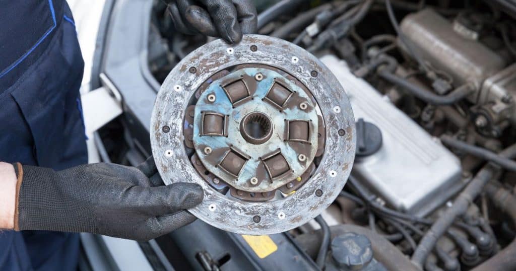 Clutch Plate & Pressure Plate Replacement: Solve Your Car’s Gear Problems in Sharjah