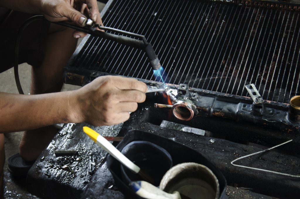 Radiator Fan & Motor Replacement in Sharjah: Your Complete Guide