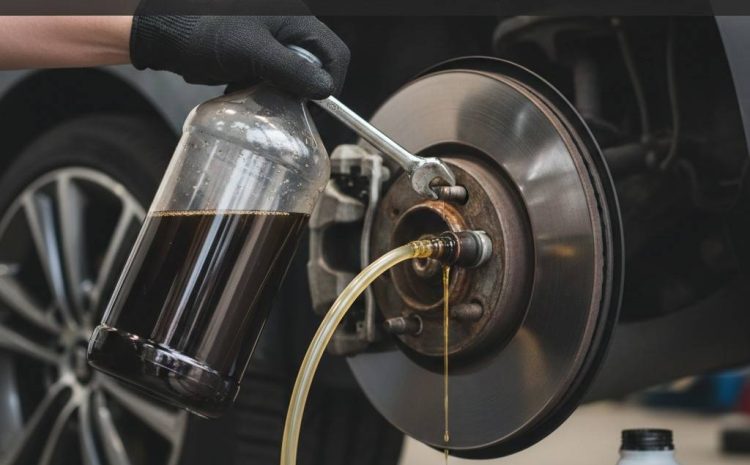  Brake Fluid Flush Service: Why Your Car’s Stopping Power Depends on It